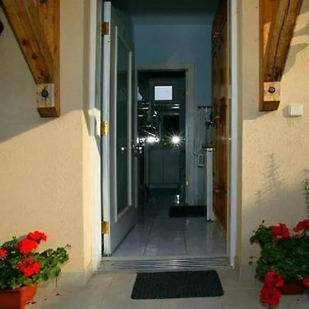 Studio Dhalia Apartment